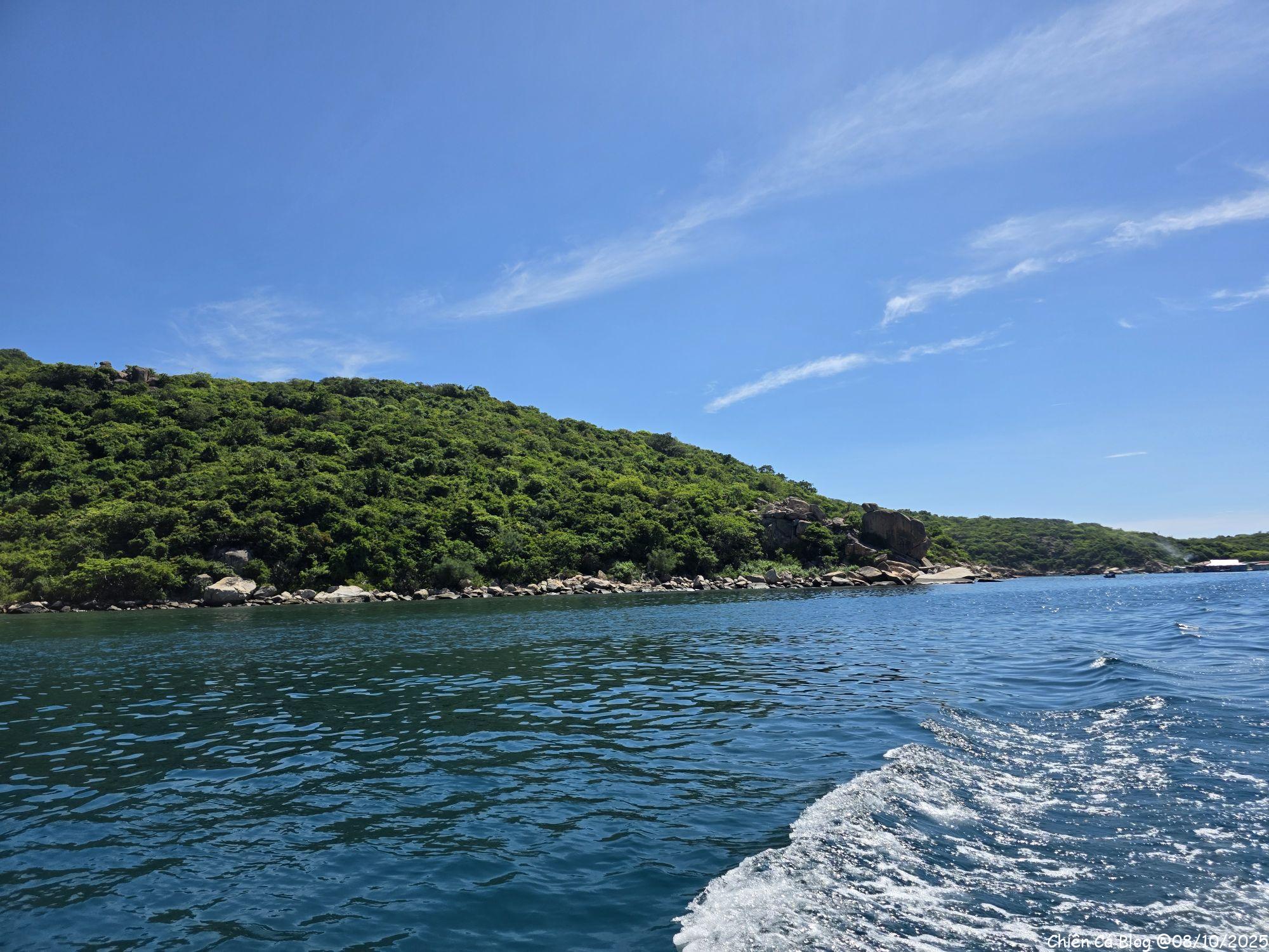 Vịnh Vĩnh Hy – Ninh Thuận