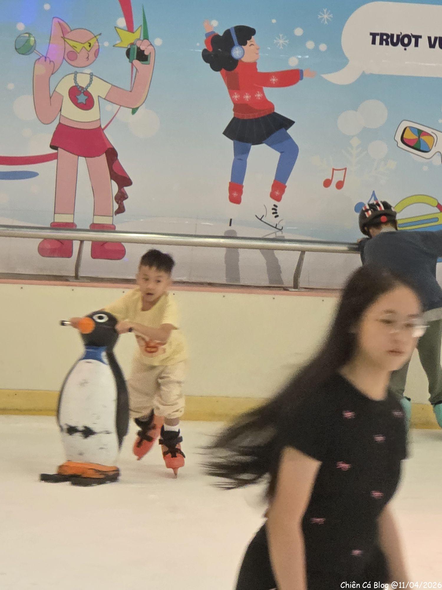 Chơi trượt băng